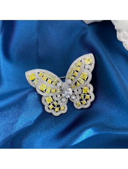 Zircon butterfly ring