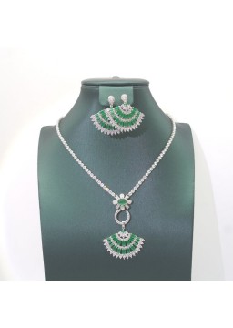 Natural green Chalcedony fan necklace set