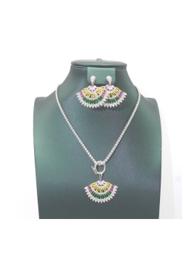 Natural coloured Green Tourmaline fan necklace set