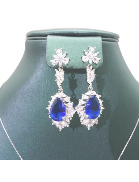 Natural sapphire necklace and ear stud set