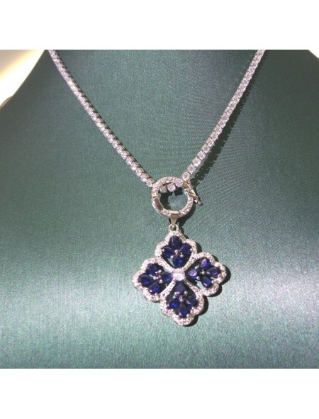 Natural sapphire clover necklace