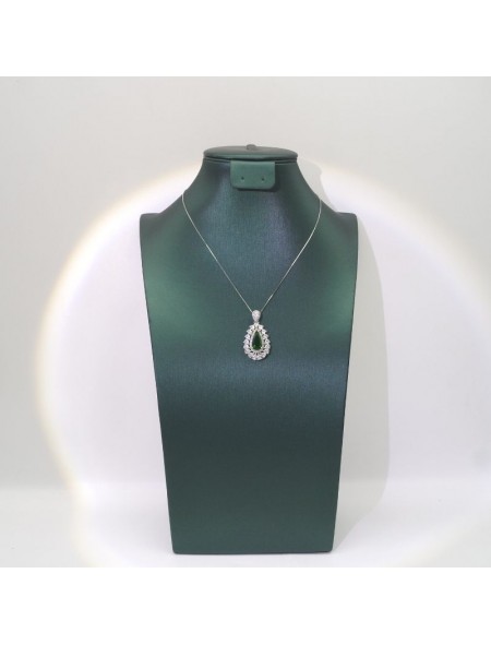 Natural emerald with water drop pendant necklace