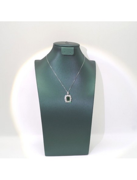 Natural Emeral with green emeraled necklace