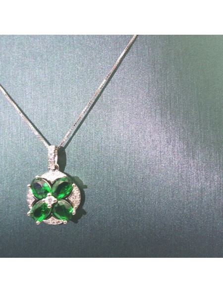 Natural Emeral round clover jewel pendant necklace