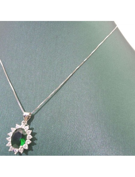 Natural Emeral with princess pendant necklace