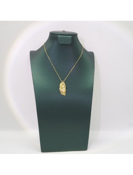 Natural Emeral  with gold leaves pendant necklace