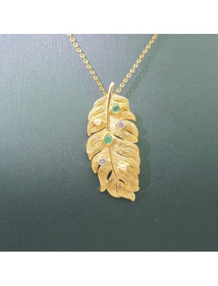 Natural Emeral  with gold leaves pendant necklace