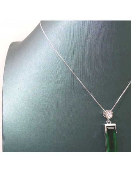 Natural  Emeral with simple strip pendant necklace