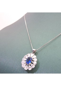 Natural sapphire with princess pendant necklace