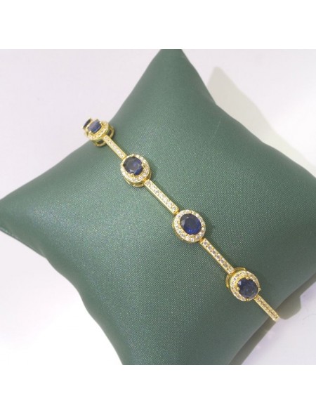 Natural sapphire with gold bracelet