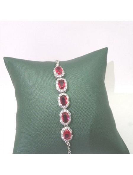 Natural ruby with jewel bracelet