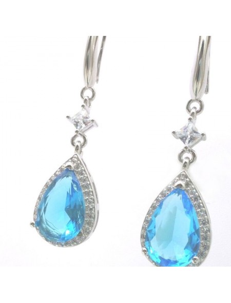 Natural blue topa with long earring
