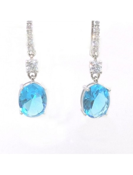 Natural blue topa with round earring