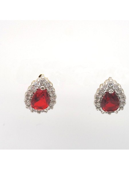 Natural ruby with water drop jewel ear stud