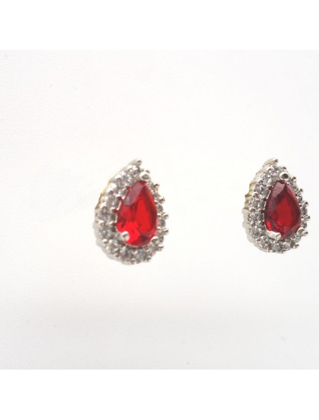 Natural ruby with water drop jewel ear stud