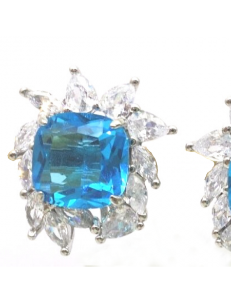 Natural blue topaz with sunflower jewel ear stud