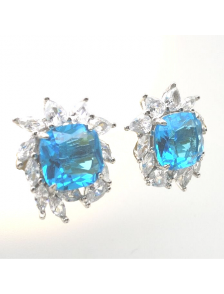 Natural blue topaz with sunflower jewel ear stud