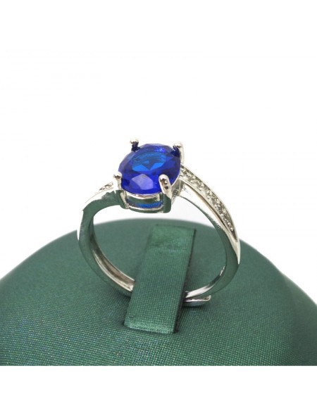 Natural sapphire inlaid irregular gem ring