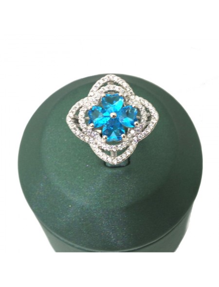 Natural blue topaz inlaid clover gem ring