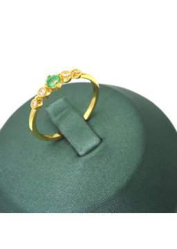 Natural emeral inlaid simple gem ring