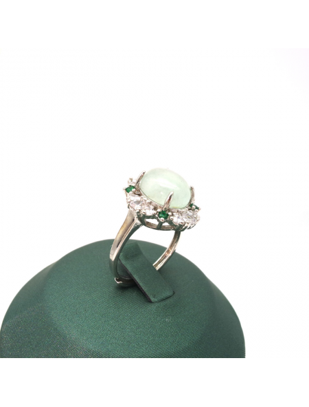 Adjustable four leaf oval green diamond ring