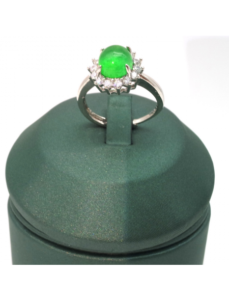 Adjustable natural emerald round floret ring