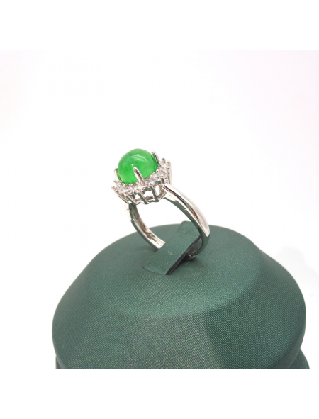 Adjustable natural emerald round floret ring