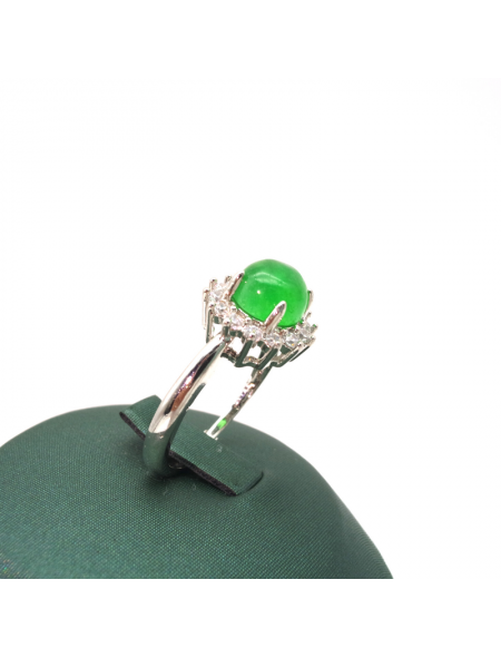 Adjustable natural emerald round floret ring