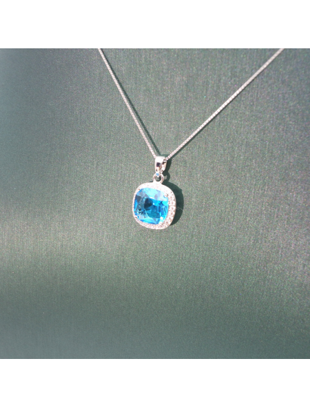 Natural Sapphire Round Silver Edge Diamond Pendant