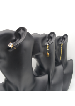 Gold leaf court style ear stud set