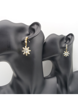 Silver flower ear stud