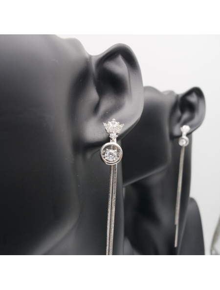 Silver crown stud ear stud