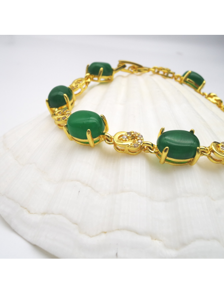 Gold emerald  bracelet