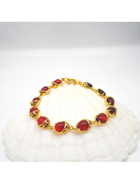 Gold oval bracelet