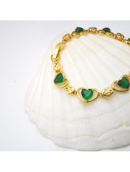 Gold heart bracelet