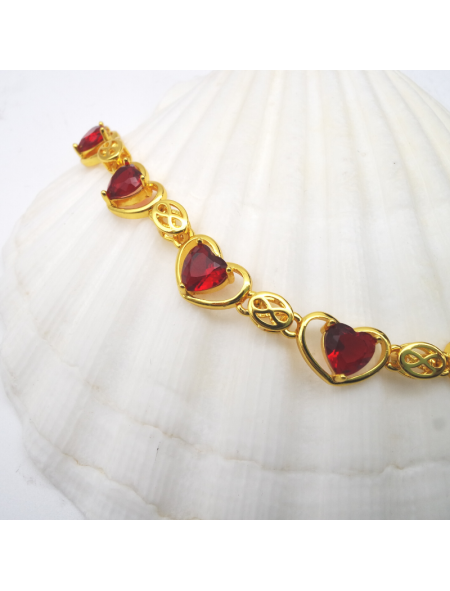 Gold heart bracelet