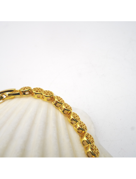 Gold five-star inlaid bracelet