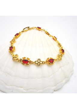 Four-leaf clover red gem bracelet