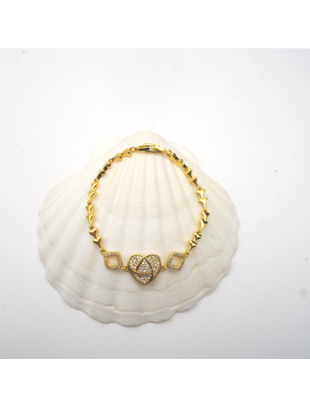 Gold heart bracelet