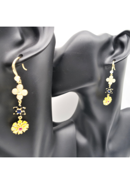 Three flower shaped zircon ear hook