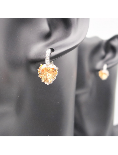 Peach heart zircon ear clasp