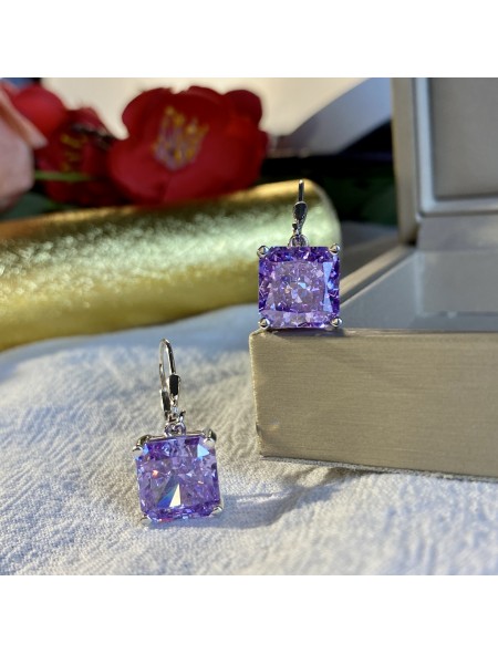 Small square dangle zirconia earrings