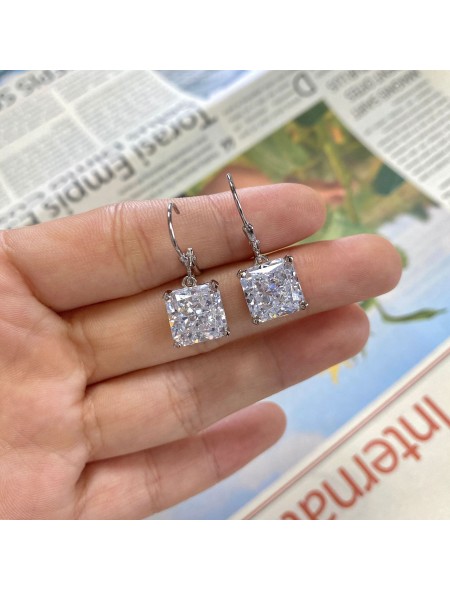 Small square dangle zirconia earrings