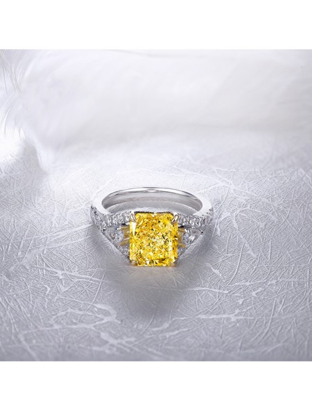 Square zircon ring